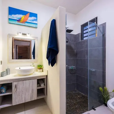 Luxury Westwood Apartment+Pool Flic en Flac Exterior photo