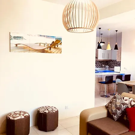 Luxury Westwood Apartment+Pool Flic en Flac Room photo