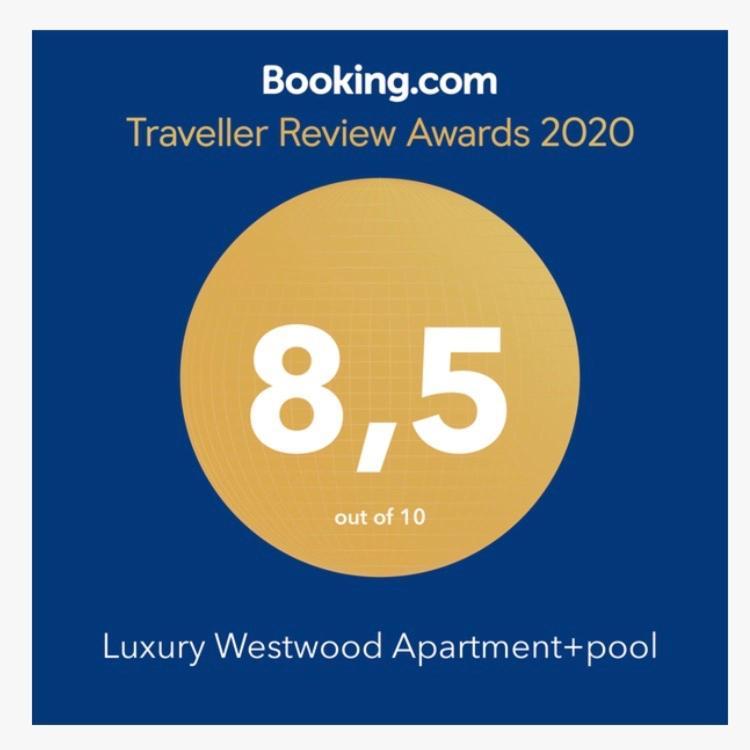 Apartment Luxury Westwood Apartment+pool *