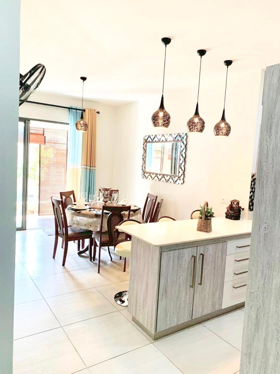 Luxury Westwood Apartment+pool Apartment Flic en Flac