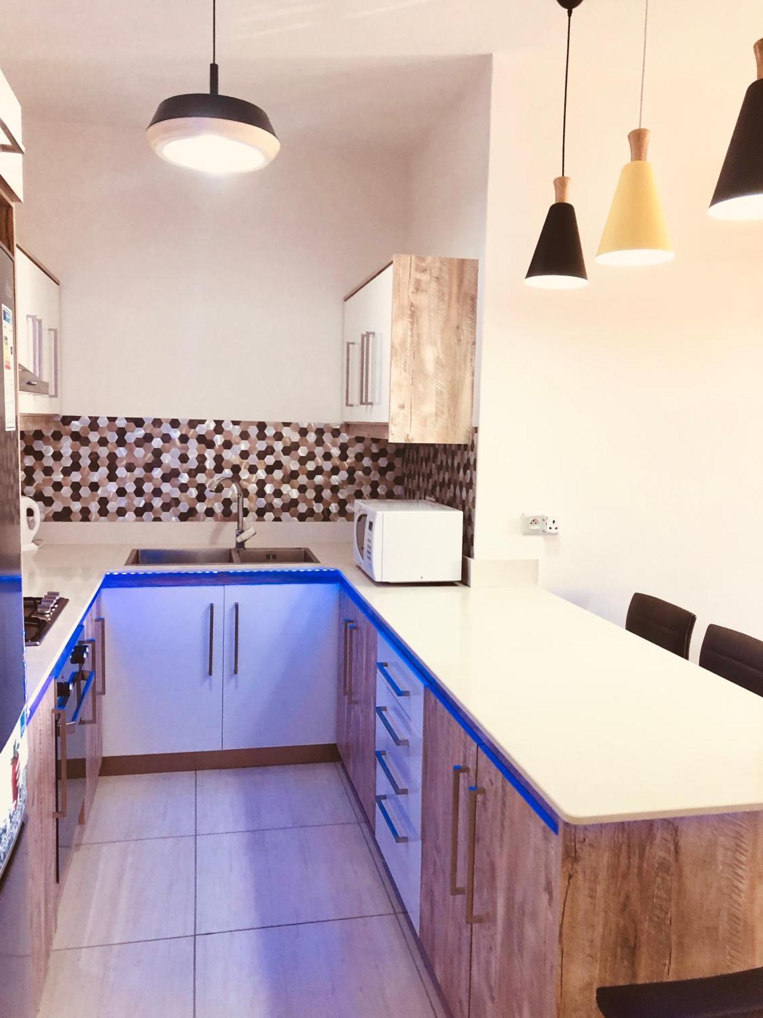 Luxury Westwood Apartment+pool Apartment *