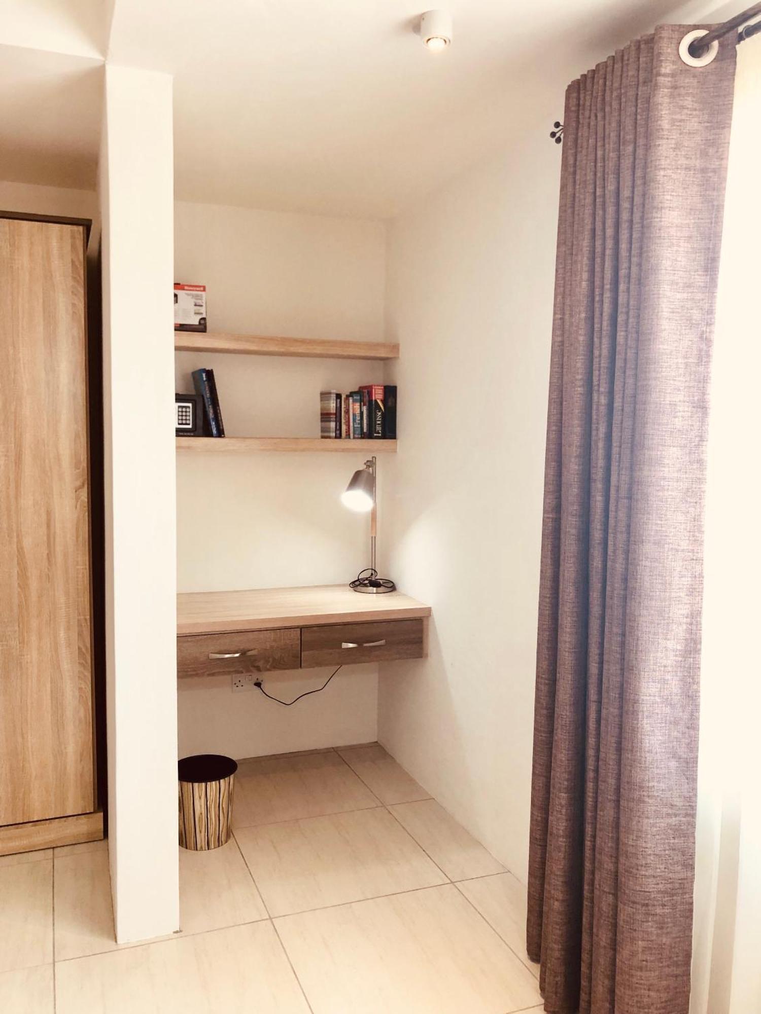 Luxury Westwood Apartment+pool Apartment