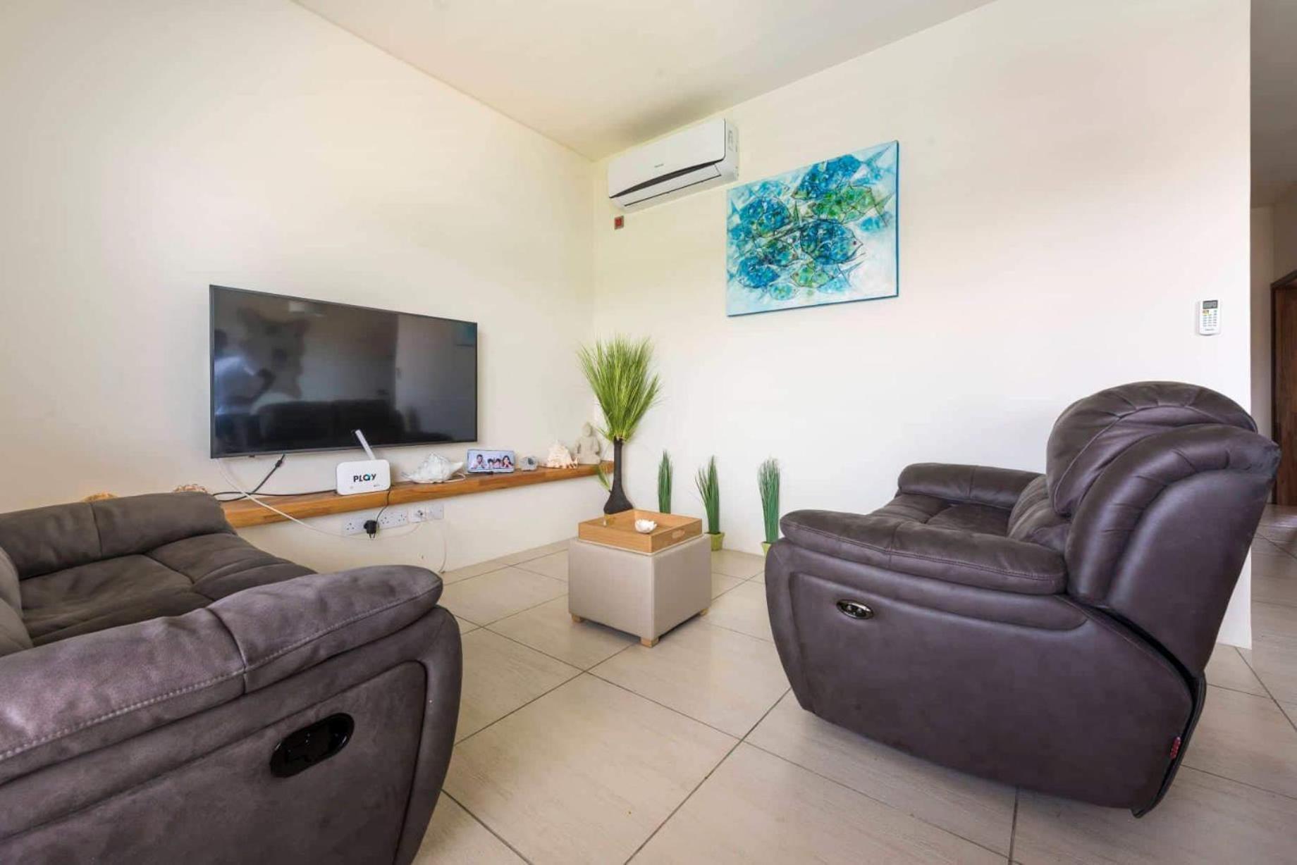 Luxury Westwood Apartment+pool Flic-en-Flacq